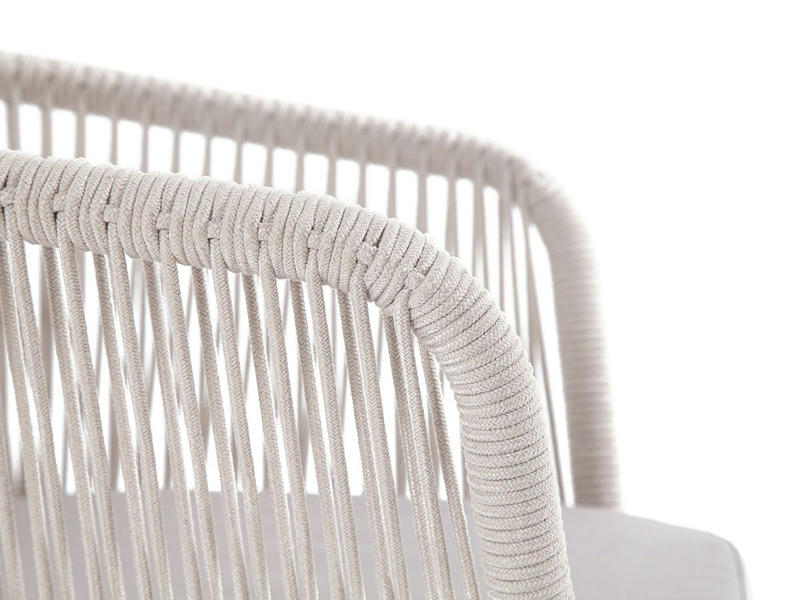 Марсель стул плетеный из роупа, каркас алюминий белый муар, роуп бежевый круглый, ткань бежевая 035