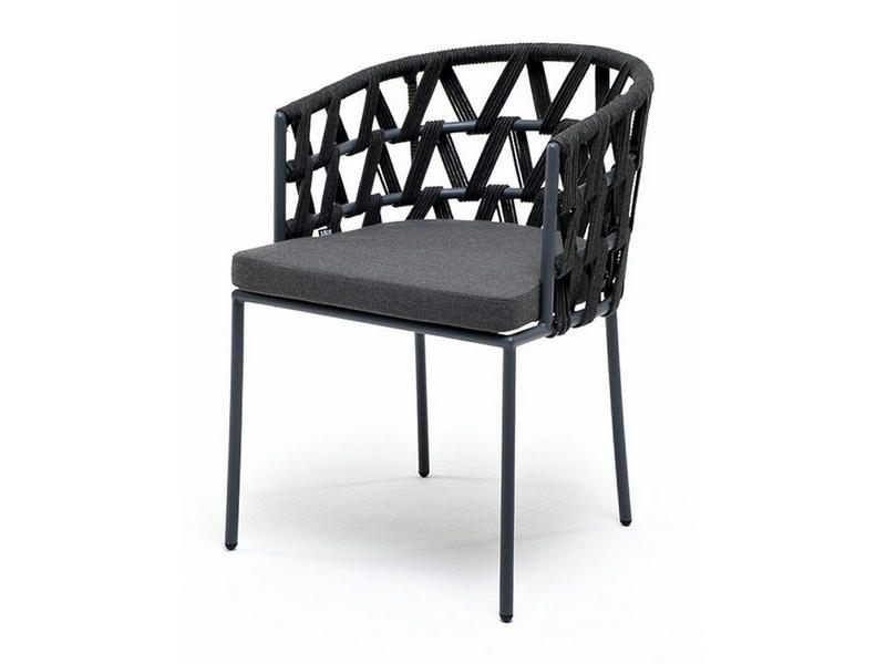 Диего стул плетеный из роупа, каркас из стали серый (RAL7022), роуп темно-серый круглый, ткань серая