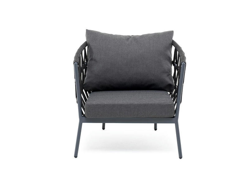 Диего кресло плетеное из роупа, каркас алюминий темно-серый (RAL7024) шагрень, роуп темно-серый круглый, ткань темно-серая 019