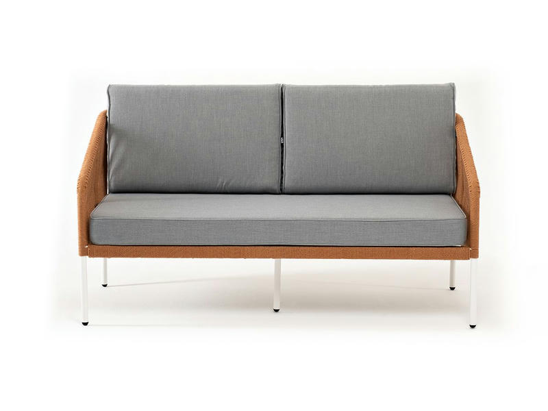 Канны диван 2-местный плетеный из роупа, каркас алюминий светло-серый (RAL7035) шагрень, роуп оранжевый меланж круглый, ткань светло-серая