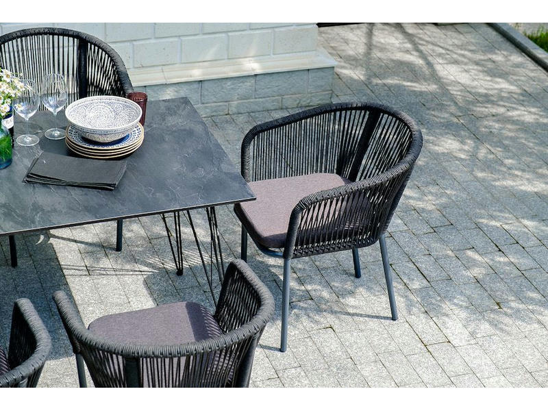 Марсель стул плетеный из роупа, каркас алюминий темно-серый (RAL7024) шагрень, роуп темно-серый круглый, ткань темно-серая