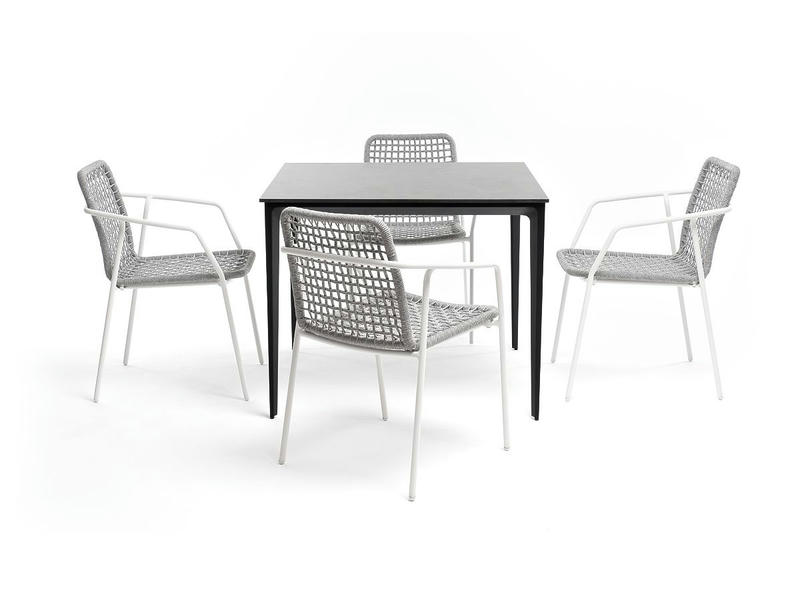 Малага обеденная группа на 4 персоны со стульями Тунис, каркас белый, роуп светло-серый