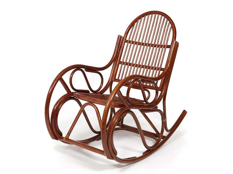 кресло-качалка с подушкой из натурального ротанга Vienna цвет орех