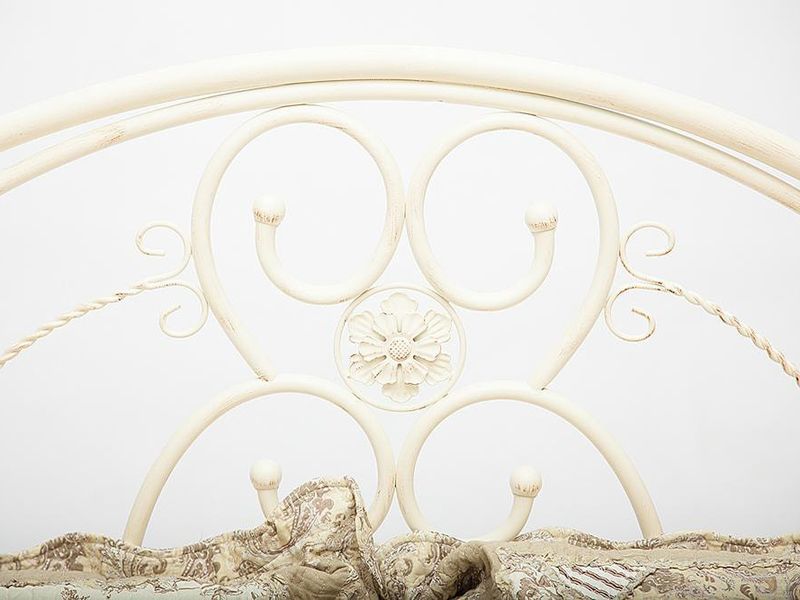 Кровать двуспальная Элизабет основание из деревянных ламелей (160 см x 200 см) белая